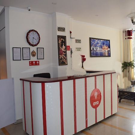 Oyo 10322 Hotel Raja Palace Dharamsala Exteriér fotografie